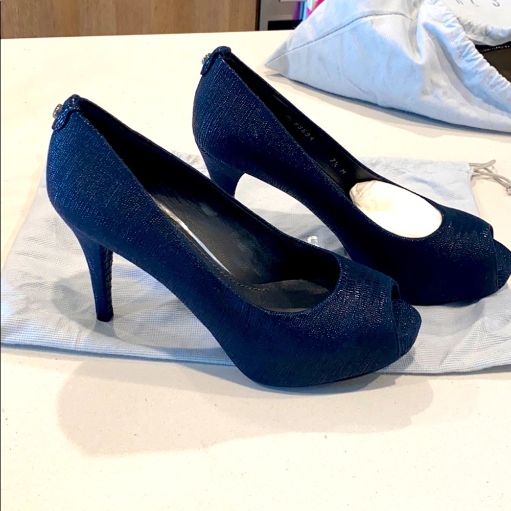 Stuart Weitzman Navy open toe heels 7.5